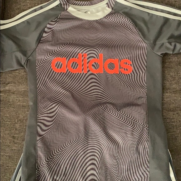 Adidas shorts and shirt set. - Picture 2 of 6